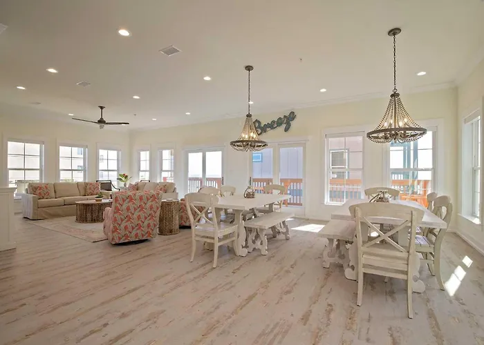 Breezyville Northeast Sun 7br Lockout Holiday home *